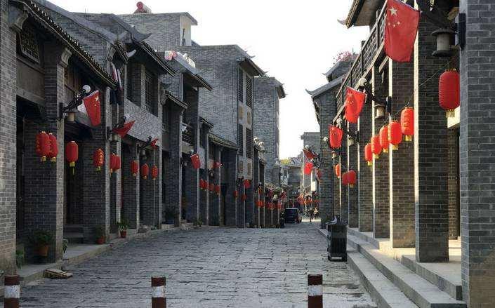 婚纱摄影师证书的报考要求?报考费用和报名资料?就业方向是什么